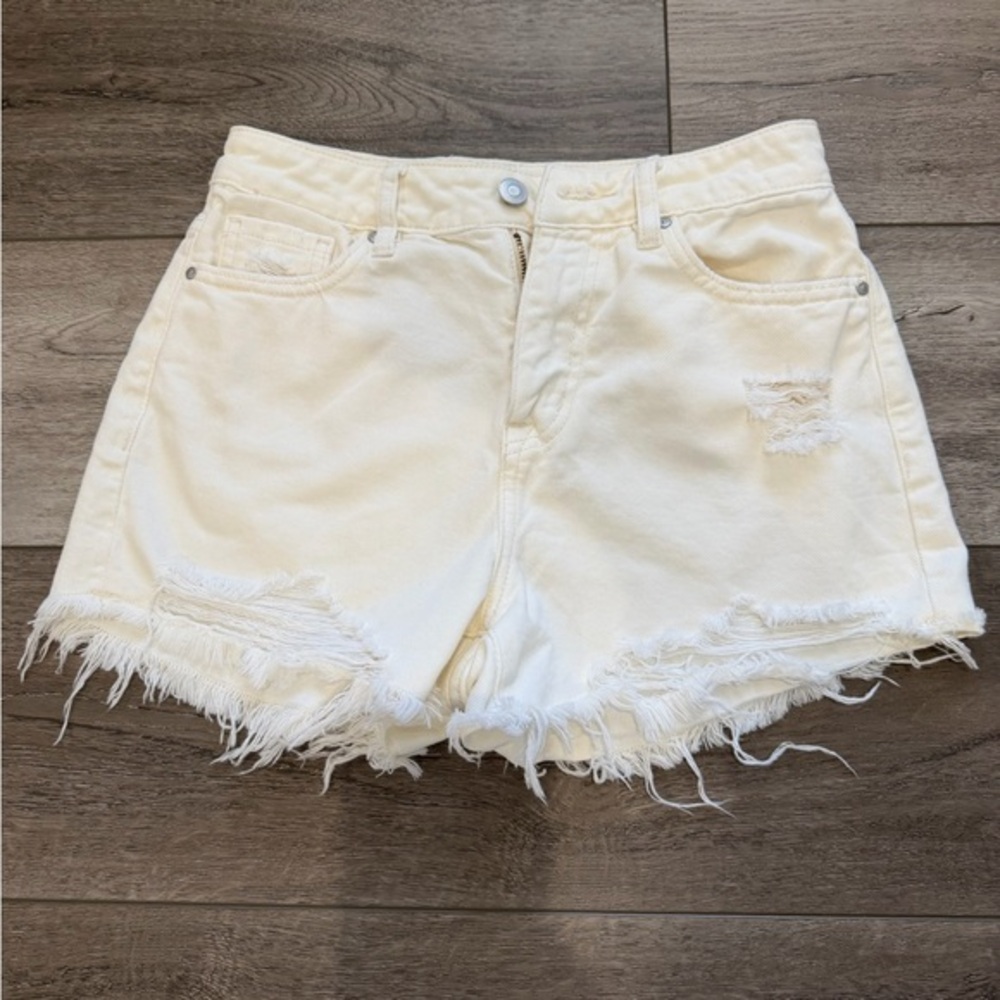 Altar’d State Cream Distressed 100% Cotton Denim Shorts